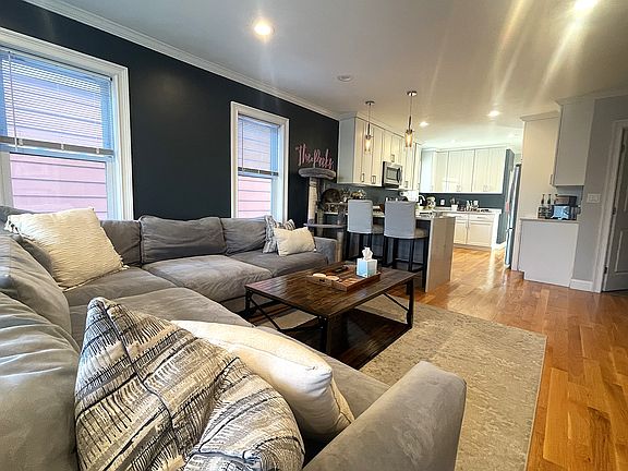 2nd image of 62 Horace St Unit 1