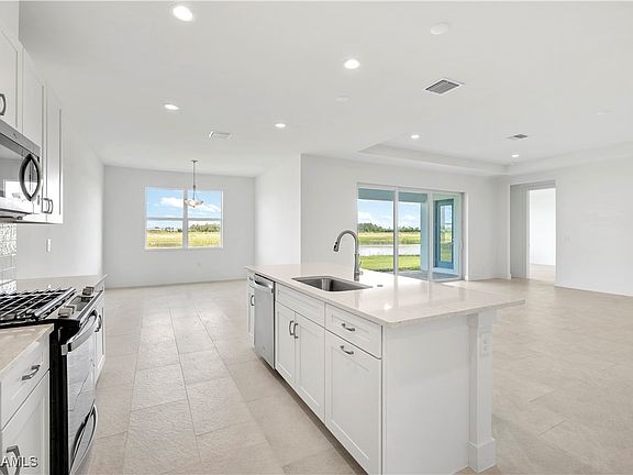 5th image of 44524 Little Blue Heron Way