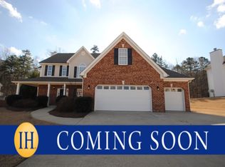 1038 Fountain Lakes Ct, Lawrenceville, GA