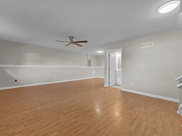 4804 Tolley Ct — Photo 20