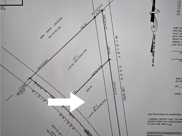 2 McGirt Bridge Rd, Maxton, NC 28364