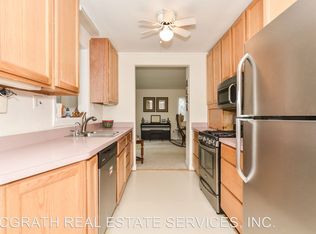 4023 Poplar St, Fairfax, VA