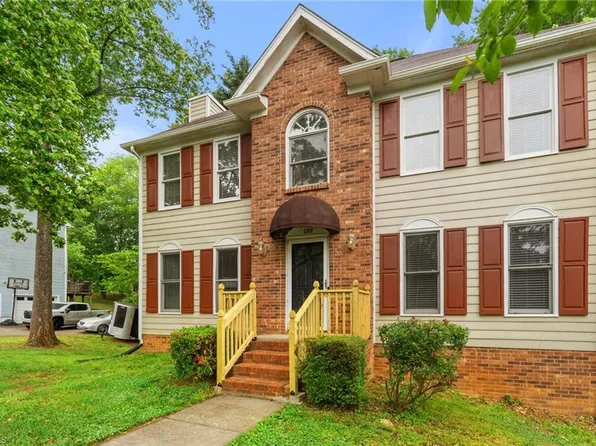 1187 Tremont Dr, Rural Hall, NC 27045