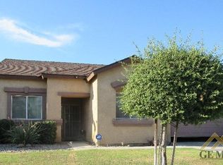 2504 Drifts Dr, Bakersfield, CA 93313