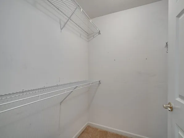 3049 Westminster Dr APT 104, Beavercreek, OH 45431