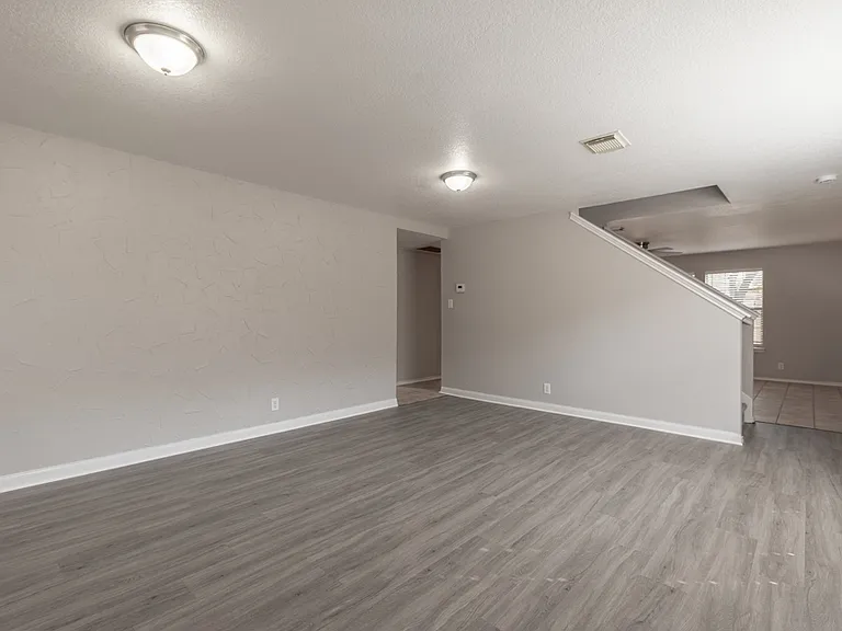 7734 Barhill Post — Photo 18