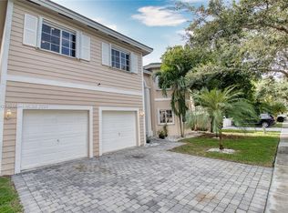 362 NE 30th Ave, Homestead, FL 33033
