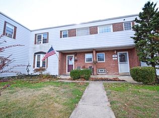 29 Andover Rd, Cincinnati, OH 45218