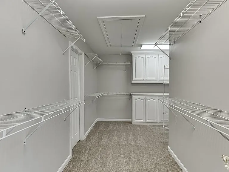 9345 Riverclub Pkwy — Photo 39
