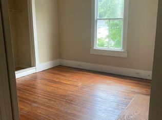 1910 Whitaker St, Savannah, GA 31401