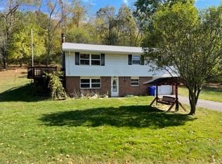 1761 North Rd, Mc Donald, PA 15057