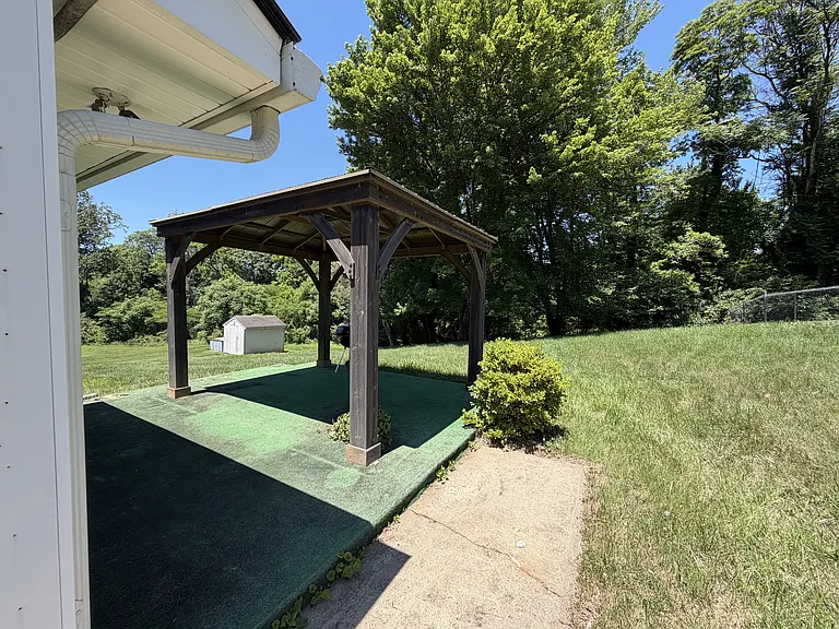 1125 Sheffield Dr — Photo 20