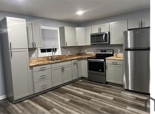 447 Cove Rd, Stamford, CT 06902