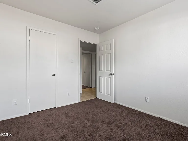 5212 N 67th Dr — Photo 22