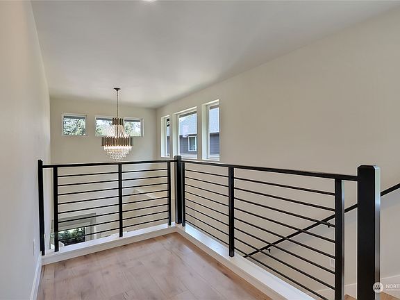 5th image of 17318 76th Avenue Ct E