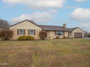 11 Easy St, Selinsgrove, PA 17870