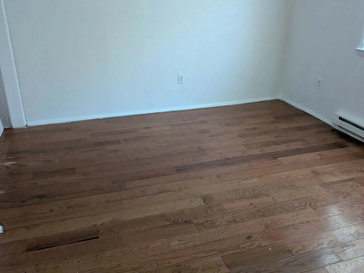 Oakwood Residences - Unit 22-D — Photo 4