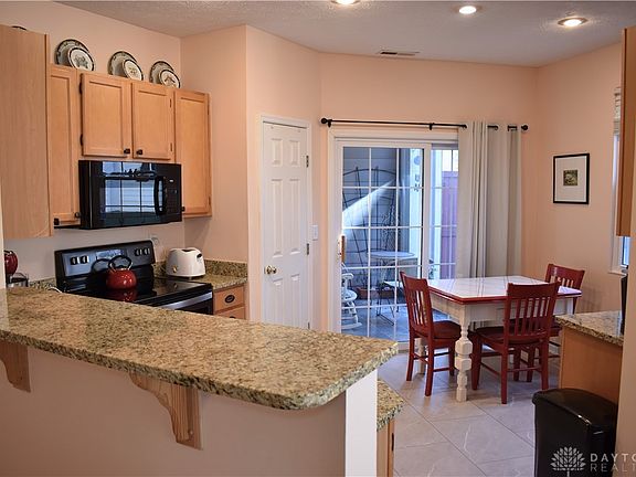 5th image of 7585B Mansion Cir