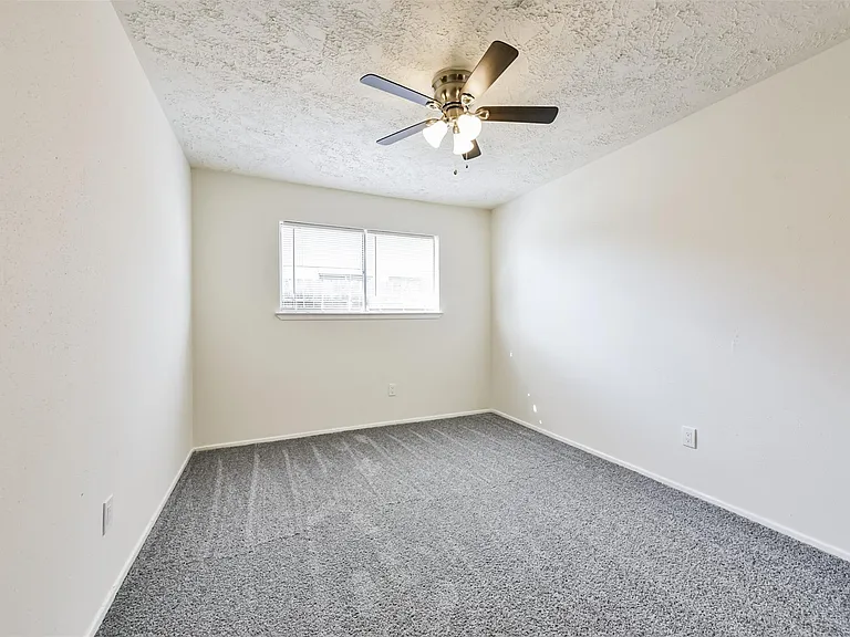 9563 Sutter Park Ln — Photo 19