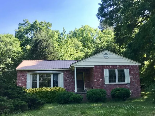 664 Roland Hayes Pkwy SW, Calhoun, GA 30701