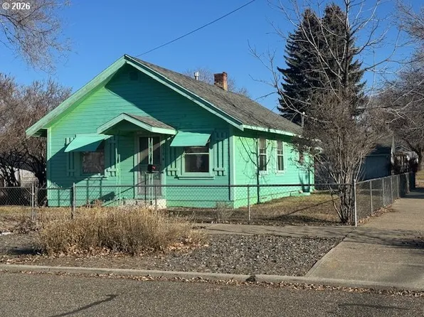 2610 6th St, Baker City, OR 97814