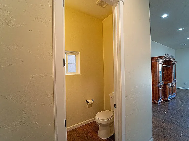 820 Serrano Pointe St NW — Photo 9