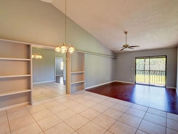 2nd image of 2525 SW 22nd Ave APT 202