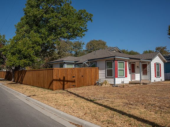 2nd image of 2856 Halbert St