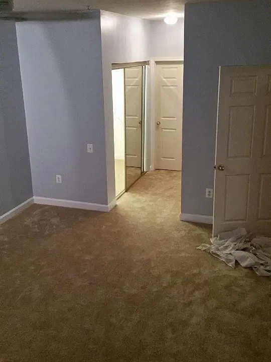 Bedroom (Master)