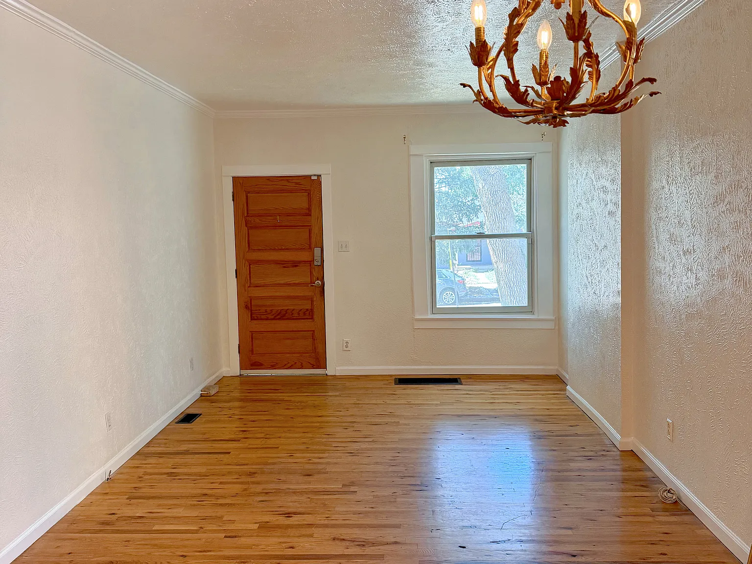 1 bed, 994 sqft, $2,200 — Photo 4
