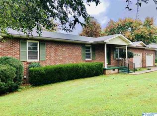 1421 N Houston St, Athens, AL 35611