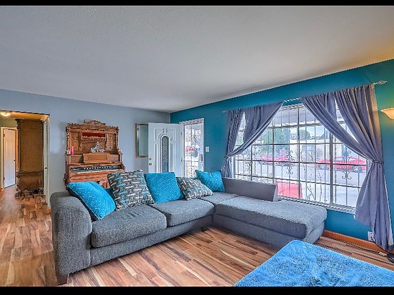 5th image of 10313 Apache Ave NE
