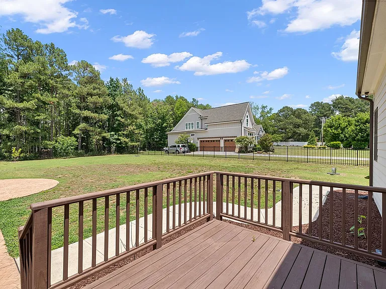 5601 Old Pearce Rd — Photo 57