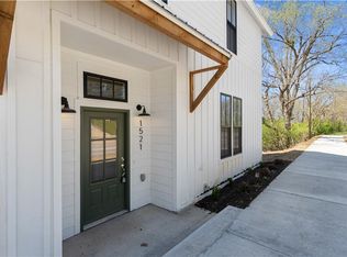 1521 N Gregg Ave, Fayetteville, AR 72703