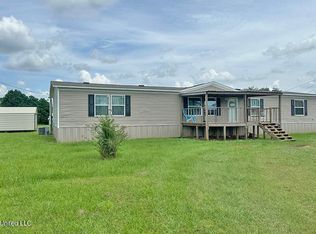 127 Crepe Myrtle Ln, Lucedale, MS 39452