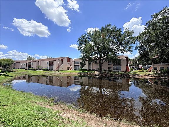 4th image of 2562 LAKEWAY BRANCH DRIVE #3002