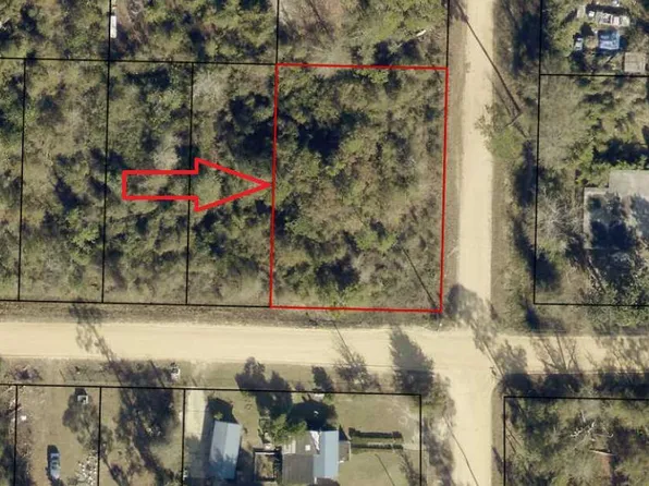 Ivydell St, Fountain, FL 32438