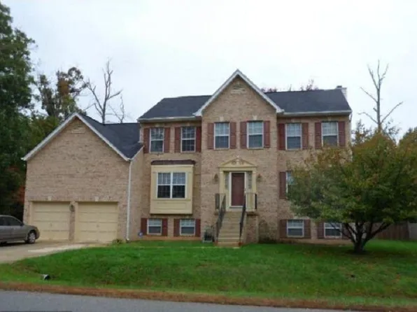 2502 Charter Oak Dr, Waldorf, MD 20601