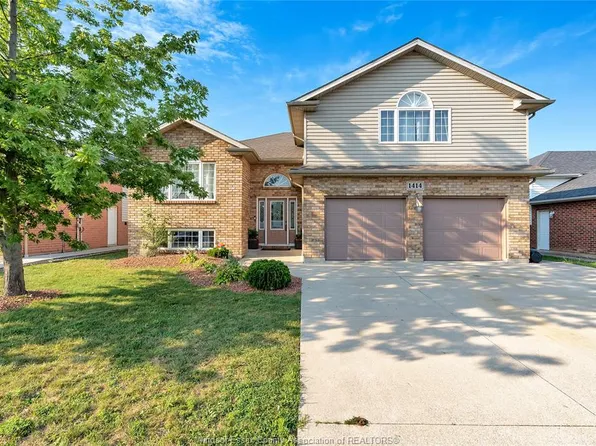 1414 Girard Dr, Lakeshore, ON N8L 0R4