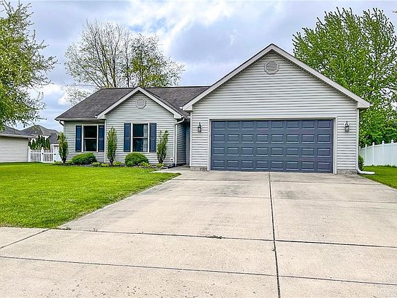 4th image of 2800 Huntington Dr