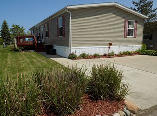 42012 Chalet Dr, Novi, MI 48377