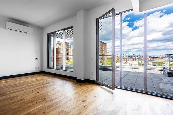 Rented by The KCI Group | media 24