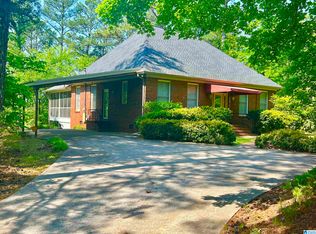 309 Mountain Ridge Rd, Sylacauga, AL 35150
