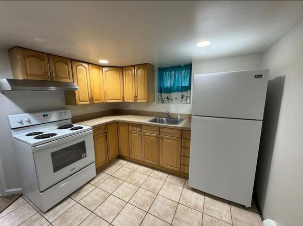 522 Bayport Ave
