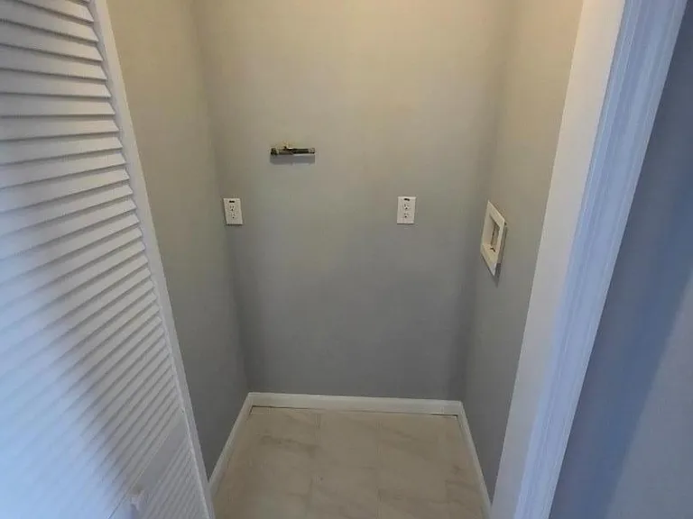 245 Marshall St #1 — Photo 6