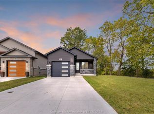 57 Baffin Way, Chatham Kent, ON N7L0A6