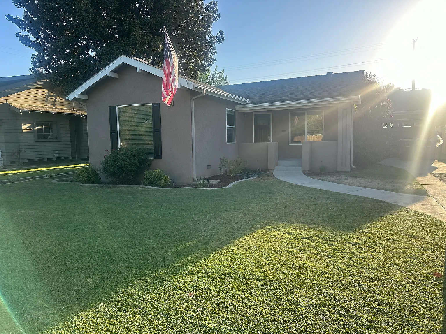 2 bed, 1.5 bath, 1120 sqft, $2,300 — Photo 1