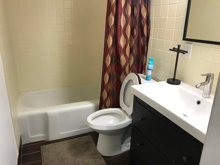 228 Bridge St #2 — Photo 6