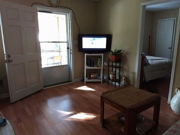 4th image of 3505 Southland Dr