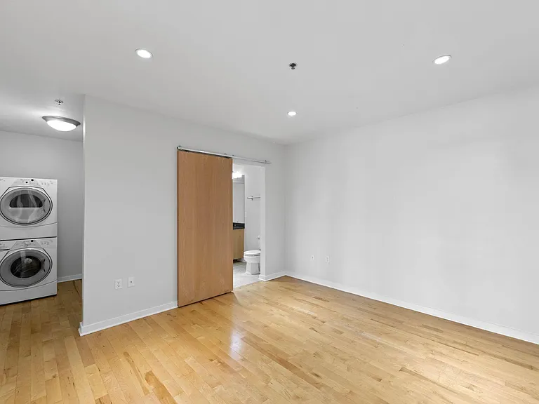 3104 W Lake St #104 — Photo 12
